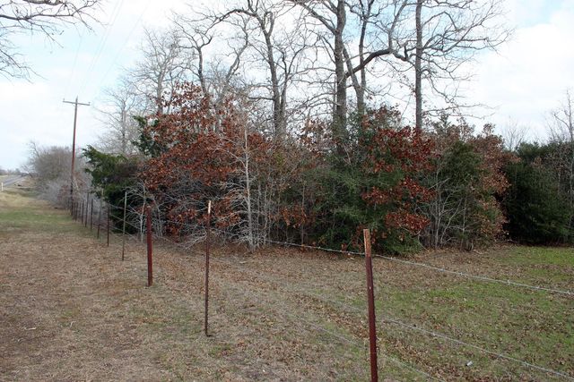 8729 E Fm 20 Highway, Dale, TX 78616