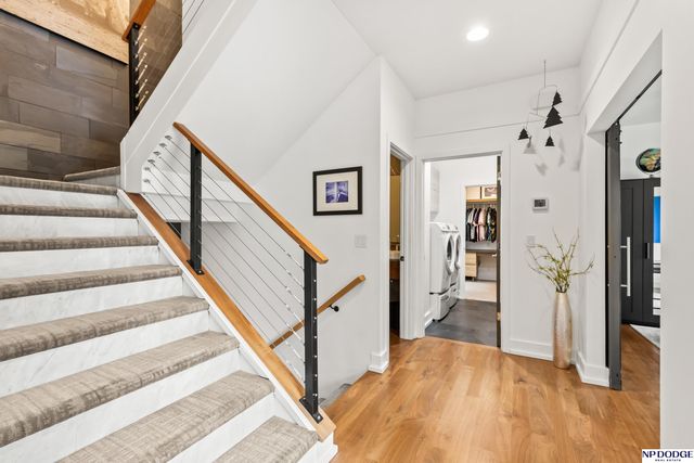 9354 Douglas Street, Omaha, NE 68114