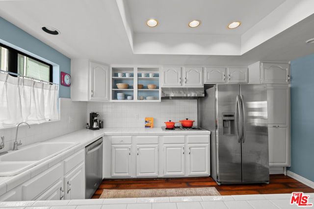 4338 Gentry Avenue Unit 2, Los Angeles, CA 91604