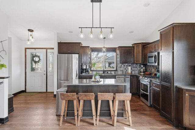 945 13th Avenue NE, Saint Joseph, MN 56374