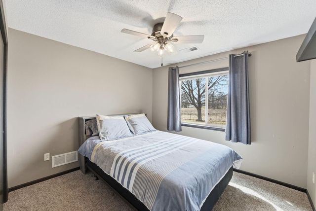 945 13th Avenue NE, Saint Joseph, MN 56374