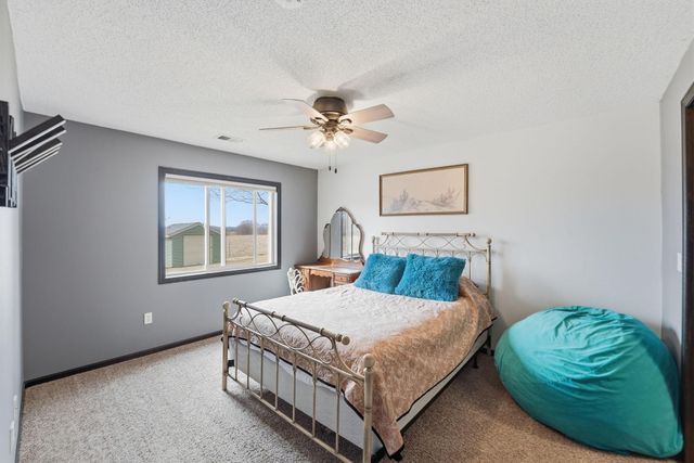 945 13th Avenue NE, Saint Joseph, MN 56374