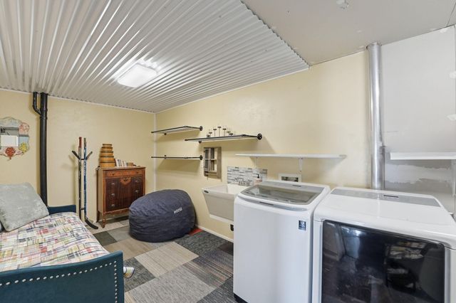 945 13th Avenue NE, Saint Joseph, MN 56374