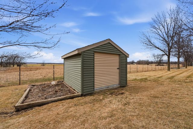 945 13th Avenue NE, Saint Joseph, MN 56374