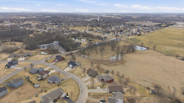 945 13th Avenue NE, Saint Joseph, MN 56374