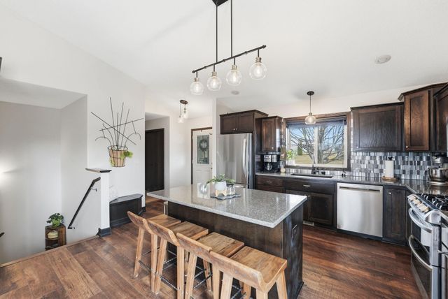 945 13th Avenue NE, Saint Joseph, MN 56374