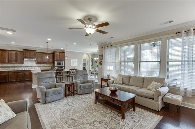 6933 Hopscotch Court, Flowery Branch, GA 30542