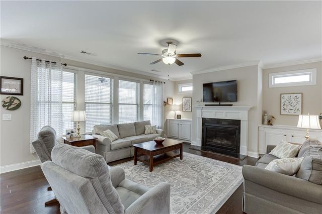 6933 Hopscotch Court, Flowery Branch, GA 30542