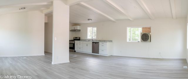 408 E Gepford Parkway, Sun Valley, NV 89433