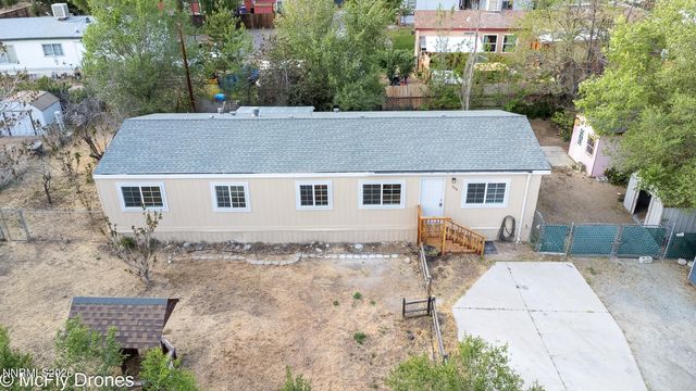 408 E Gepford Parkway, Sun Valley, NV 89433