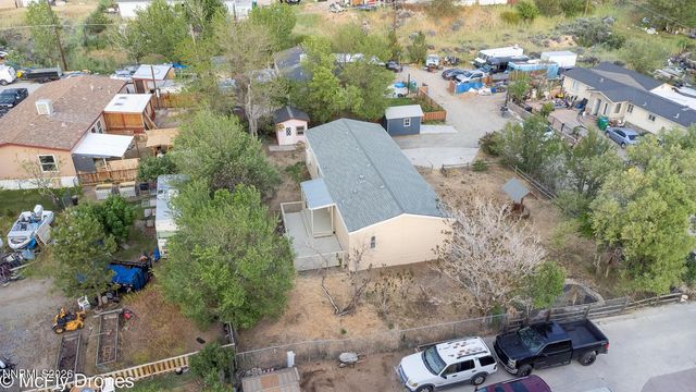 408 E Gepford Parkway, Sun Valley, NV 89433