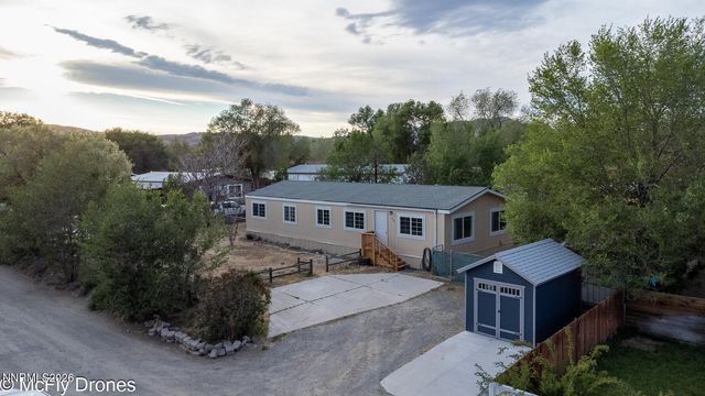 408 E Gepford Parkway, Sun Valley, NV 89433