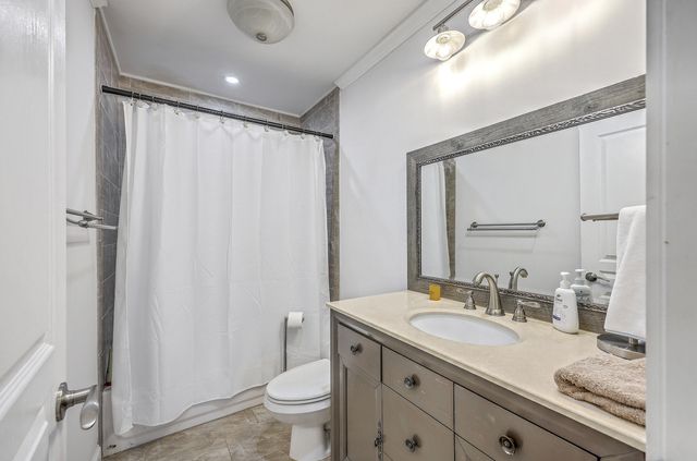 100 Jordan Court, Charleston, SC 29492