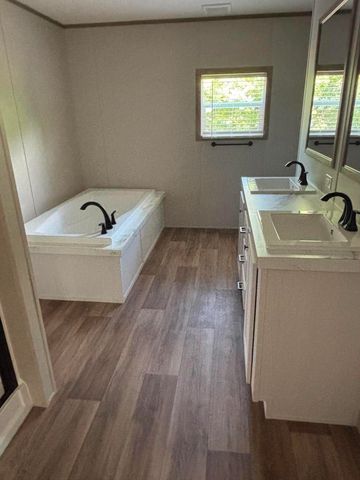 1429 Oak Hill Drive, Kemp, TX 75143