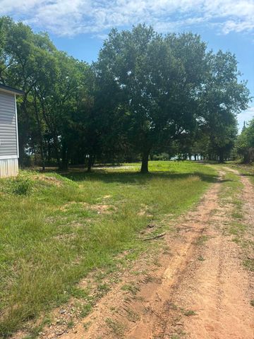 1429 Oak Hill Drive, Kemp, TX 75143