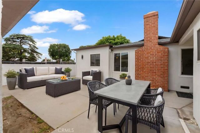 9246 Manzanar, Downey, CA 90240