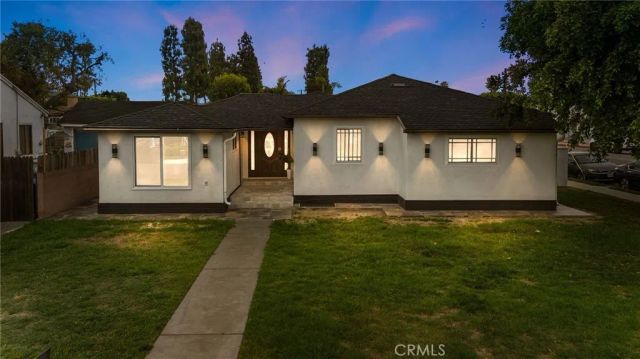 9246 Manzanar, Downey, CA 90240