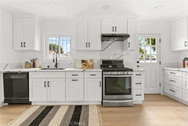 9246 Manzanar, Downey, CA 90240