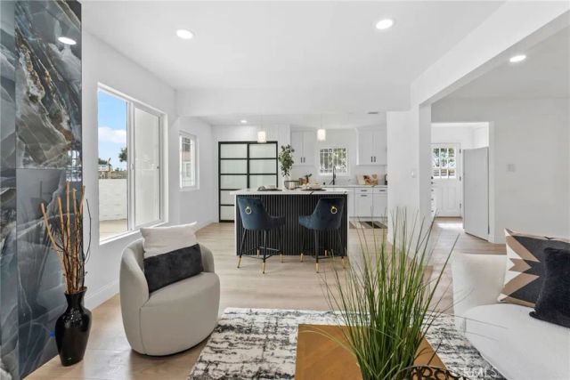 9246 Manzanar, Downey, CA 90240