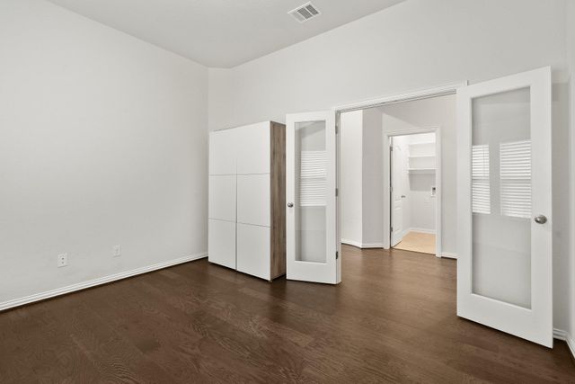 223 Oleander LOOP, Buda, TX 78610