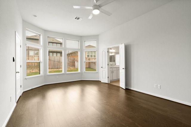 223 Oleander LOOP, Buda, TX 78610