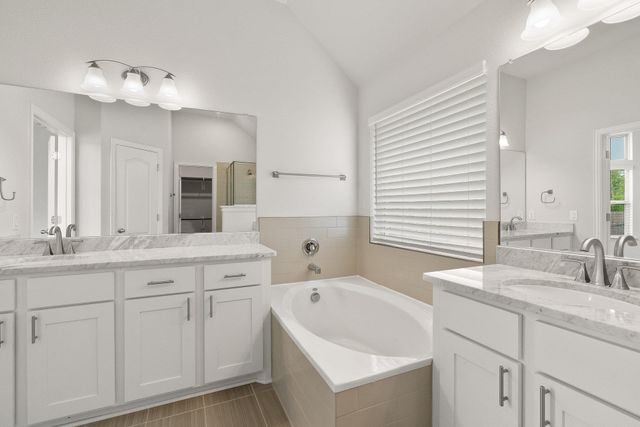 223 Oleander LOOP, Buda, TX 78610