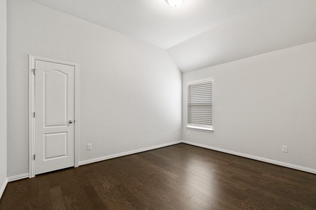 223 Oleander LOOP, Buda, TX 78610