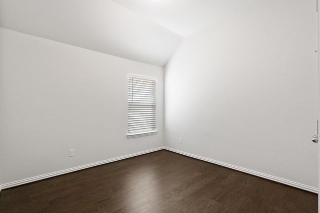 223 Oleander LOOP, Buda, TX 78610