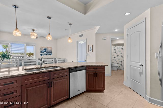 525 3RD Street N 301, Jacksonville Beach, FL 32250