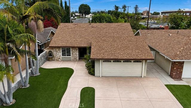 2221 N Hathaway, Santa Ana, CA 92705