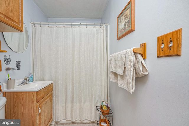100 MADISON ST, Deepwater, NJ 08023