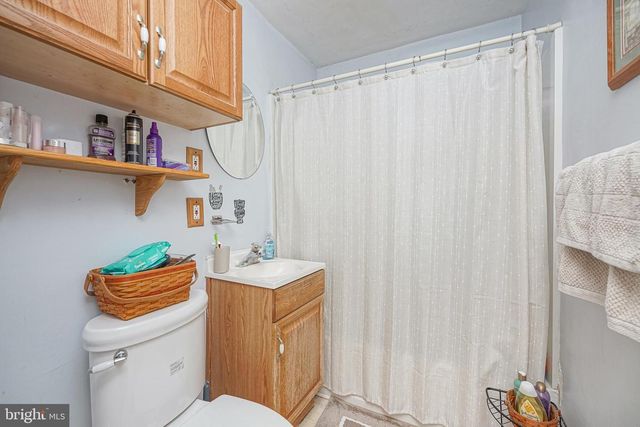 100 MADISON ST, Deepwater, NJ 08023