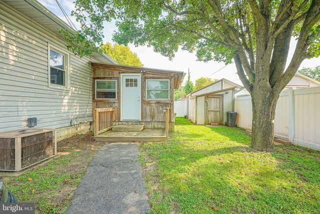 100 MADISON ST, Deepwater, NJ 08023