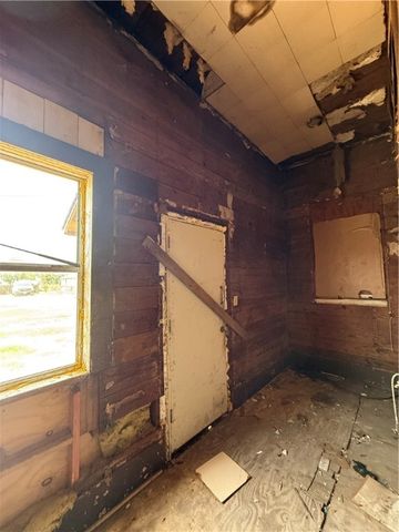 202 E Fordyce Ave, Kingsville, TX 78363