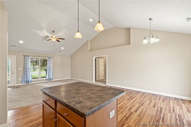 5502 Gum Tree Crossing, Jeffersonville, IN 47130
