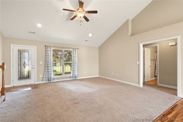 5502 Gum Tree Crossing, Jeffersonville, IN 47130