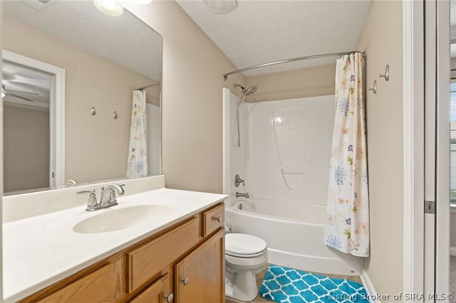 5502 Gum Tree Crossing, Jeffersonville, IN 47130