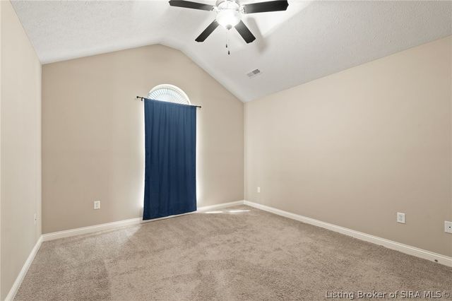 5502 Gum Tree Crossing, Jeffersonville, IN 47130