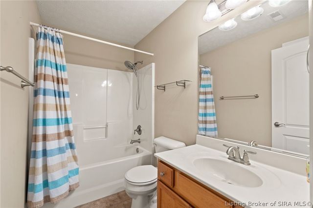 5502 Gum Tree Crossing, Jeffersonville, IN 47130