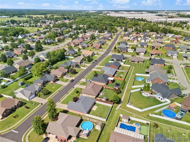 5502 Gum Tree Crossing, Jeffersonville, IN 47130