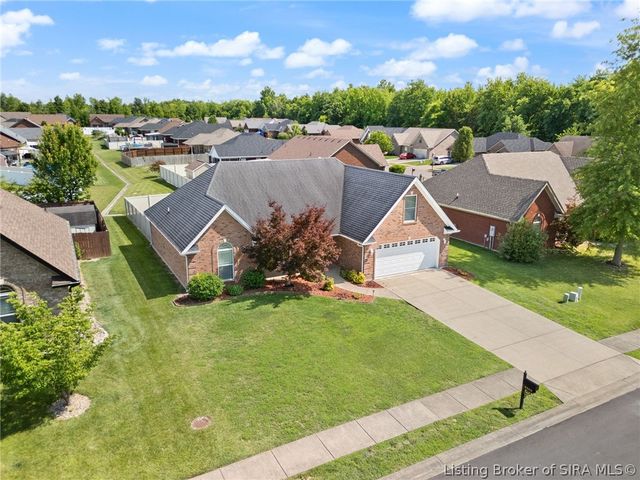5502 Gum Tree Crossing, Jeffersonville, IN 47130