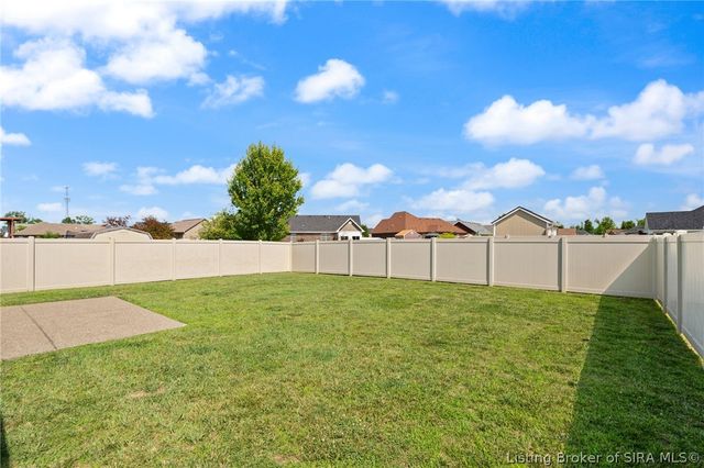 5502 Gum Tree Crossing, Jeffersonville, IN 47130
