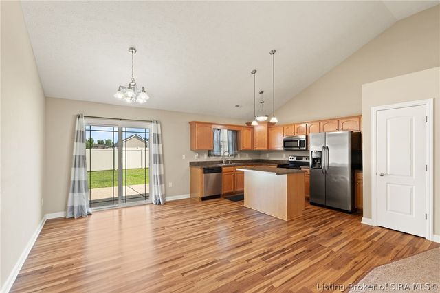 5502 Gum Tree Crossing, Jeffersonville, IN 47130
