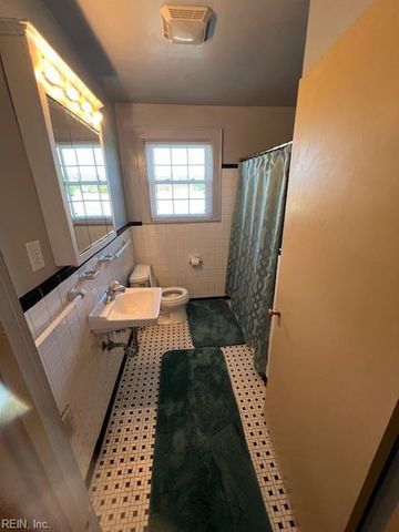 2328 White Marsh RD, Suffolk, VA 23434