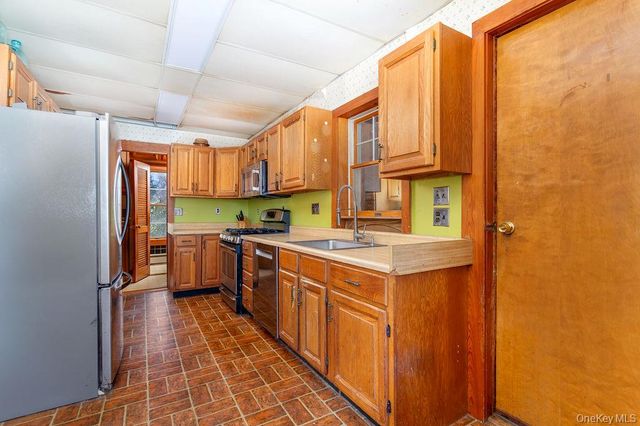 530 Chase Road, Yorktown Heights, NY 10598