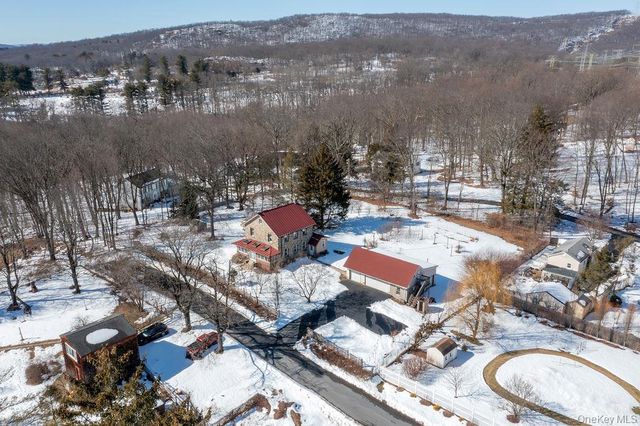 530 Chase Road, Yorktown Heights, NY 10598