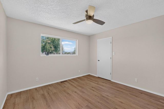 1110 Ranchero Road, Bosque Farms, NM 87068