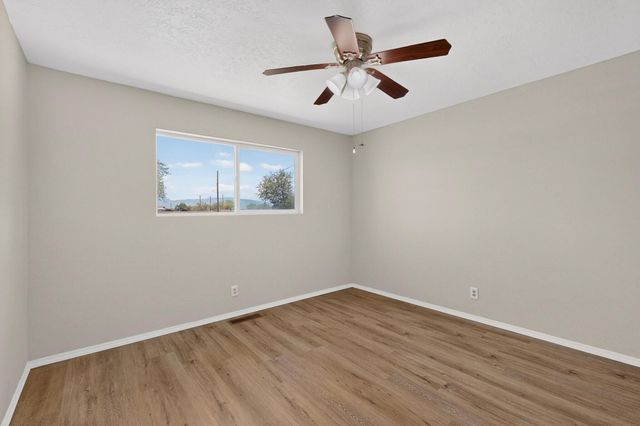1110 Ranchero Road, Bosque Farms, NM 87068