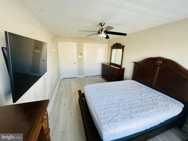 160 SADDLEBROOK DR, Bensalem, PA 19020