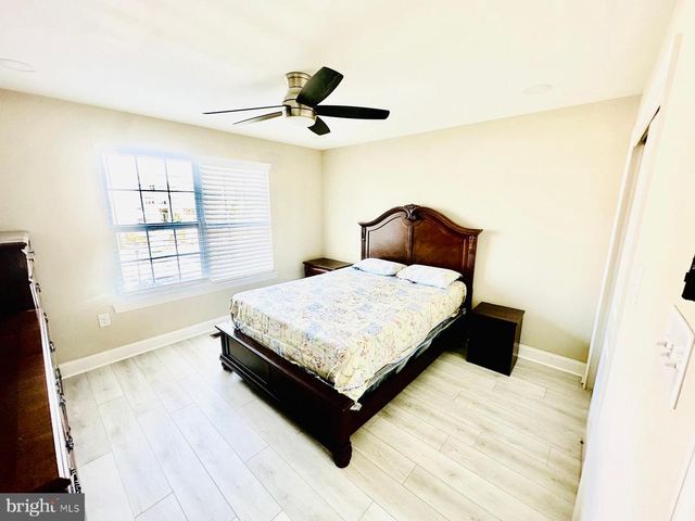 160 SADDLEBROOK DR, Bensalem, PA 19020